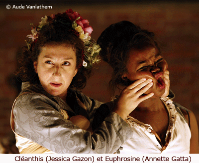 Clanthis (Jessica Gazon) et Euphrosine (Annette Gatta) -  Lle des esclaves - Marivaux 