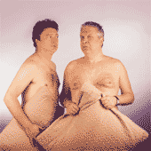 Deux hommes tout nus